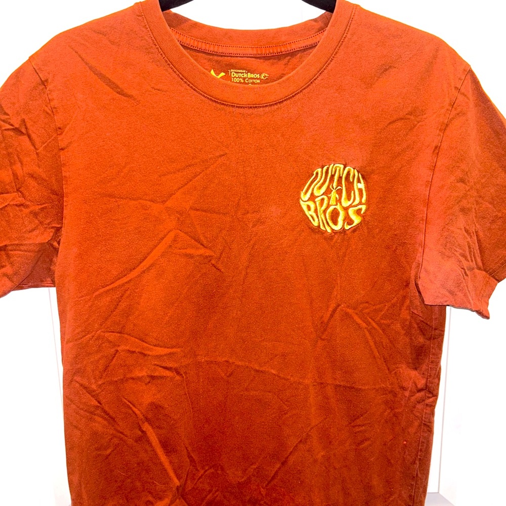 Orange/Tan, Men’s Medium, Dutch Bros shirt.